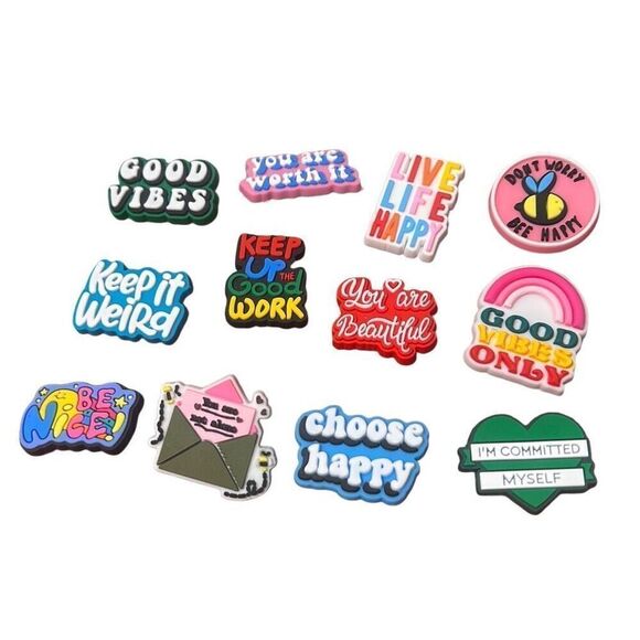 ￼Croc charms‎ - Picture 1 of 1
